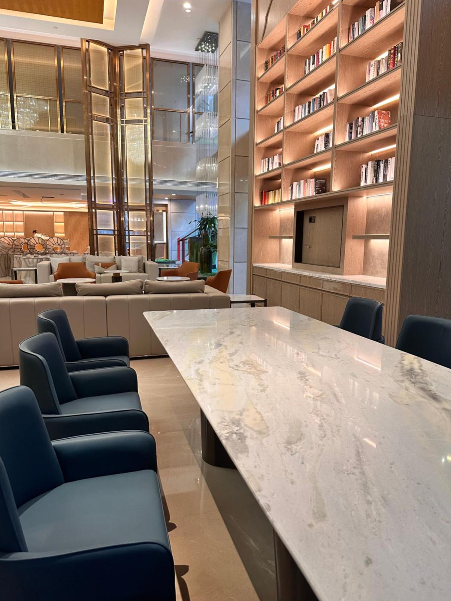 Vienna International Hotel Shenzhen Shuibei Экстерьер фото